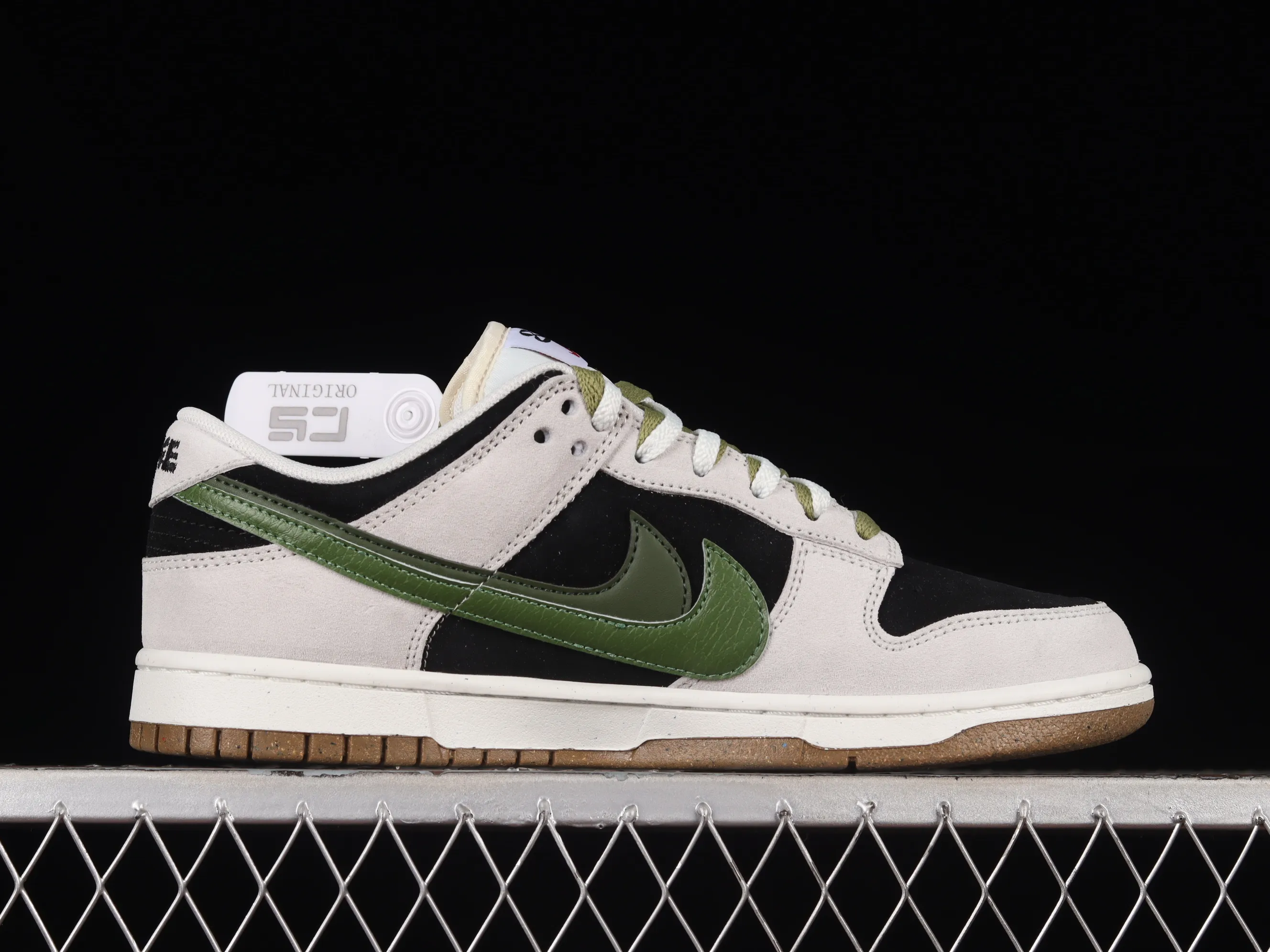 All categories Nk SB Dunk series Nk SB Dunk Low low-top sneakers Nk SB Dunk Low "85" black, gray and green double hook SB low-top sports and leisure sneakers DO9457-124